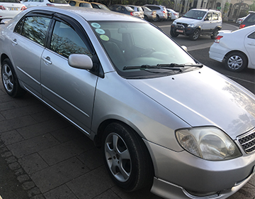 car-img